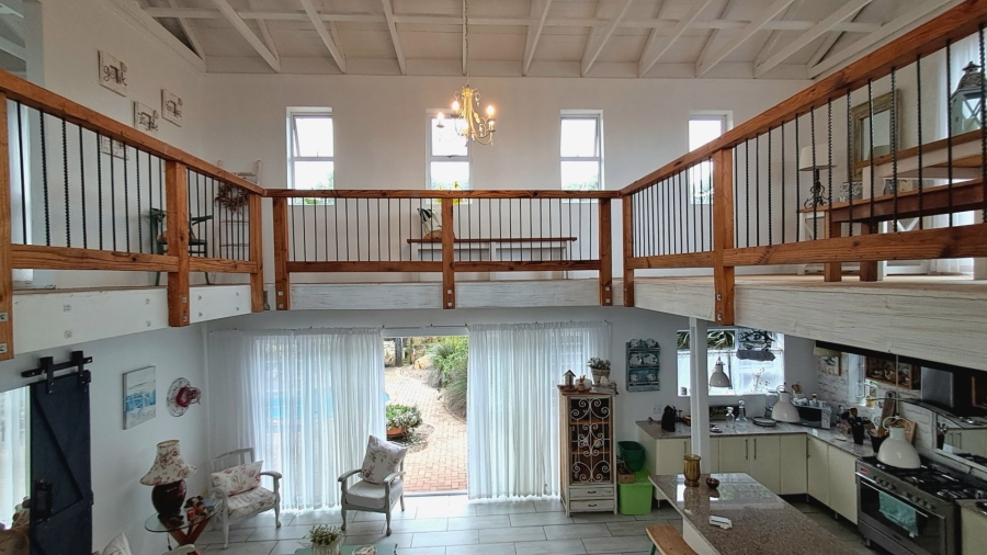 4 Bedroom Property for Sale in Seaview Eastern Cape